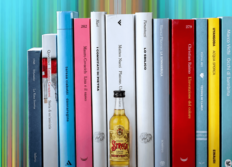 Strega libri tiny